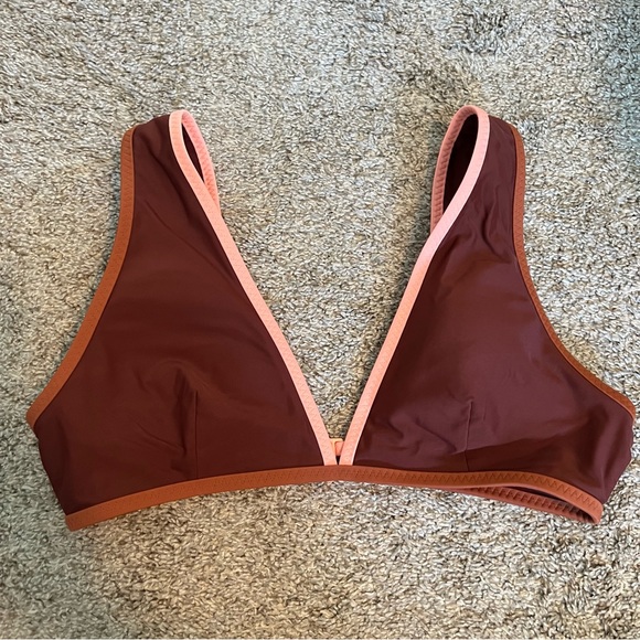 Aerie wide strap plunge bikini - Picture 3 of 8